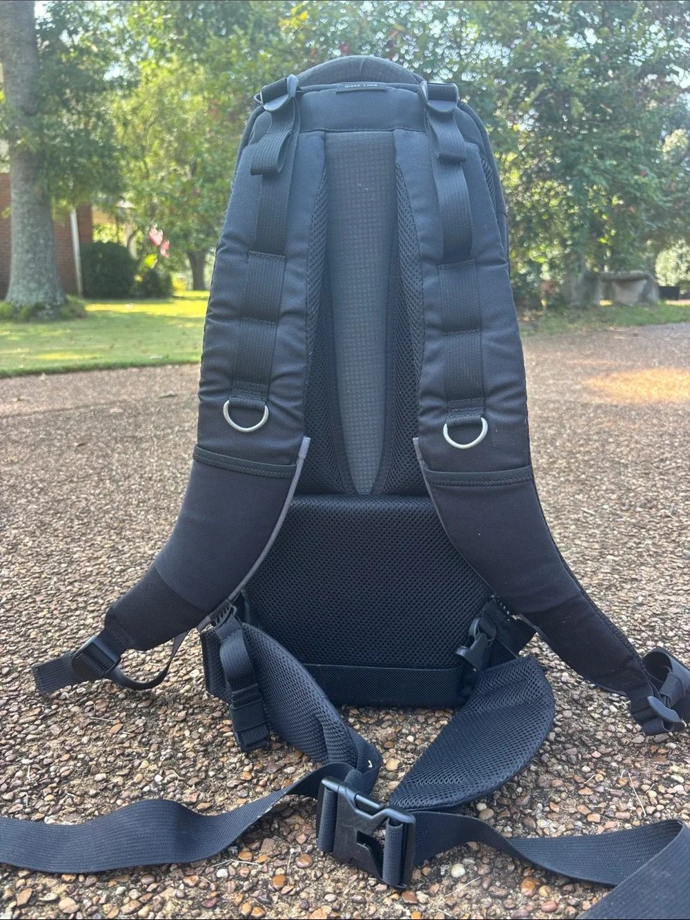 Think Tank Glass Limo: Black Camera Sling Backpack